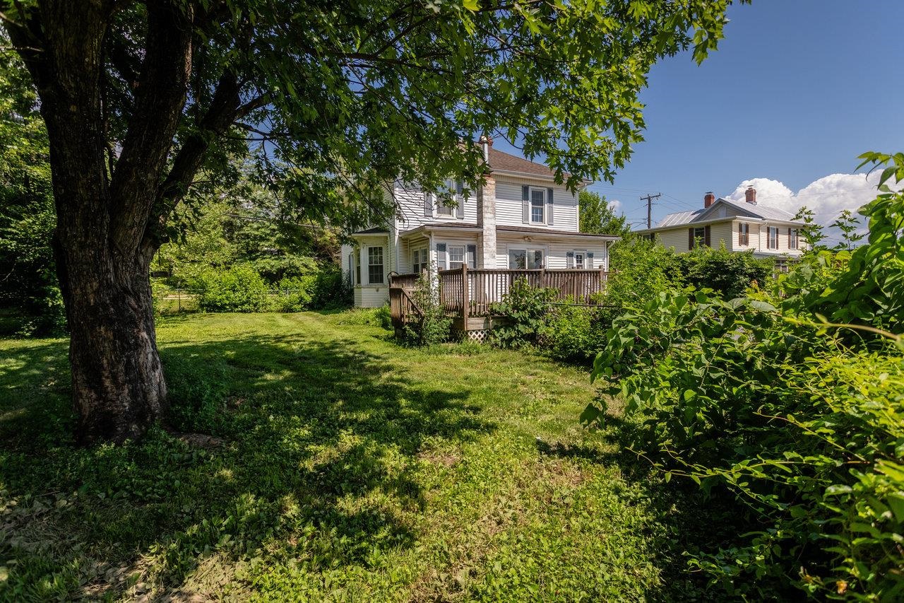 1221 KEEZLETOWN RD, WEYERS CAVE, Virginia 24486, 3 Bedrooms Bedrooms, ,1 BathroomBathrooms,Residential,1221 KEEZLETOWN RD,666733 MLS # 666733