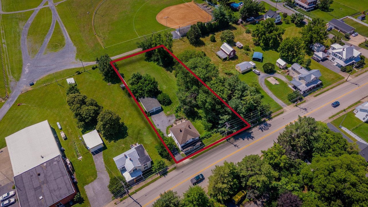 1221 KEEZLETOWN RD, WEYERS CAVE, Virginia 24486, 3 Bedrooms Bedrooms, ,1 BathroomBathrooms,Residential,1221 KEEZLETOWN RD,666733 MLS # 666733