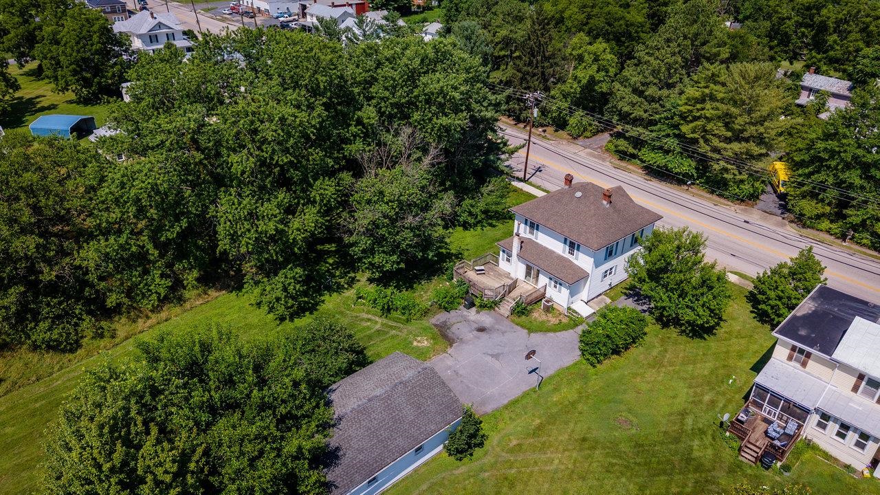 1221 KEEZLETOWN RD, WEYERS CAVE, Virginia 24486, 3 Bedrooms Bedrooms, ,1 BathroomBathrooms,Residential,1221 KEEZLETOWN RD,666733 MLS # 666733