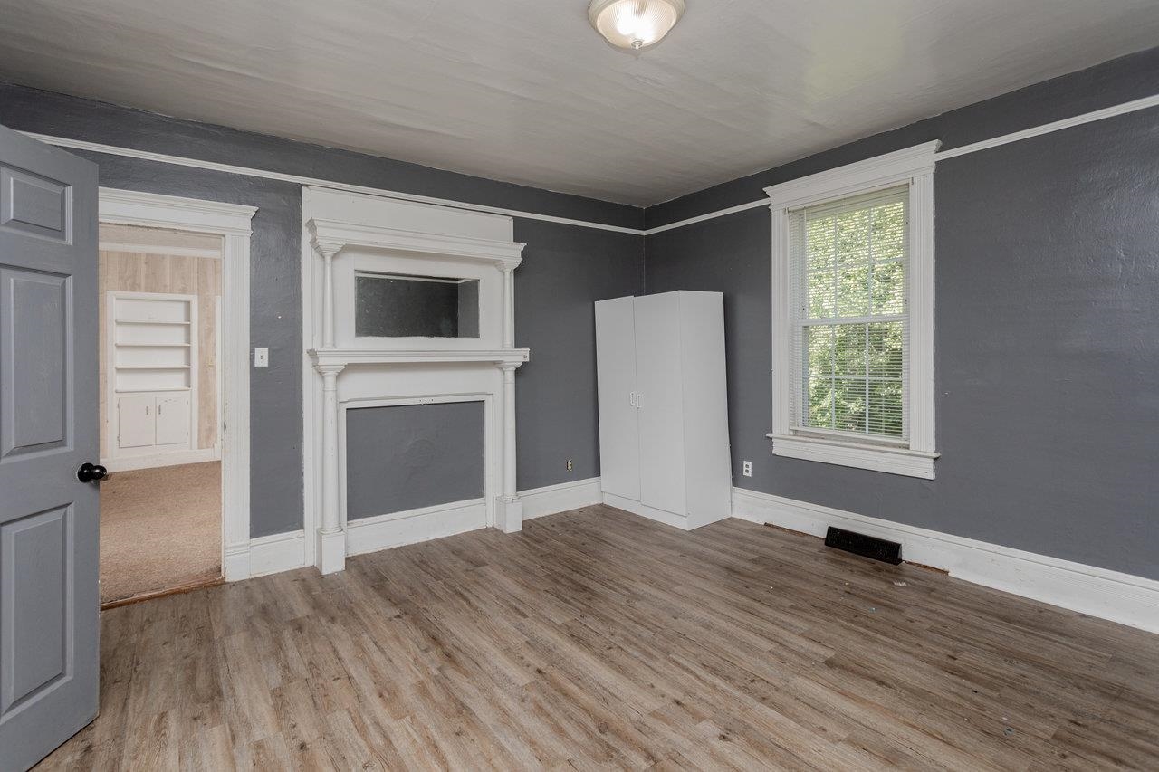 1221 KEEZLETOWN RD, WEYERS CAVE, Virginia 24486, 3 Bedrooms Bedrooms, ,1 BathroomBathrooms,Residential,1221 KEEZLETOWN RD,666733 MLS # 666733