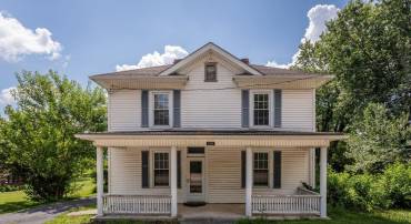 1221 KEEZLETOWN RD, WEYERS CAVE, Virginia 24486, 3 Bedrooms Bedrooms, ,1 BathroomBathrooms,Residential,1221 KEEZLETOWN RD,666733 MLS # 666733