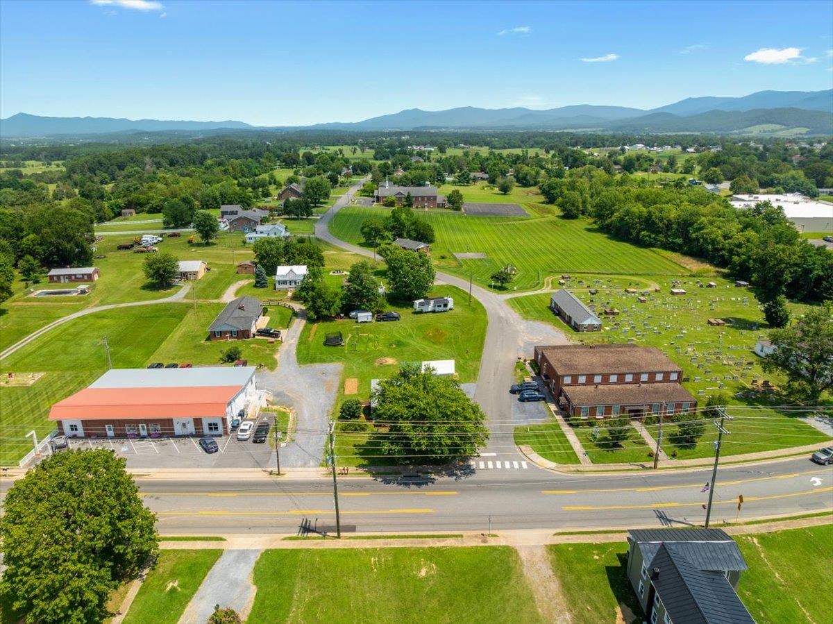 774 W MAIN ST, STANLEY, Virginia 22851, 3 Bedrooms Bedrooms, ,1 BathroomBathrooms,Residential,774 W MAIN ST,666734 MLS # 666734