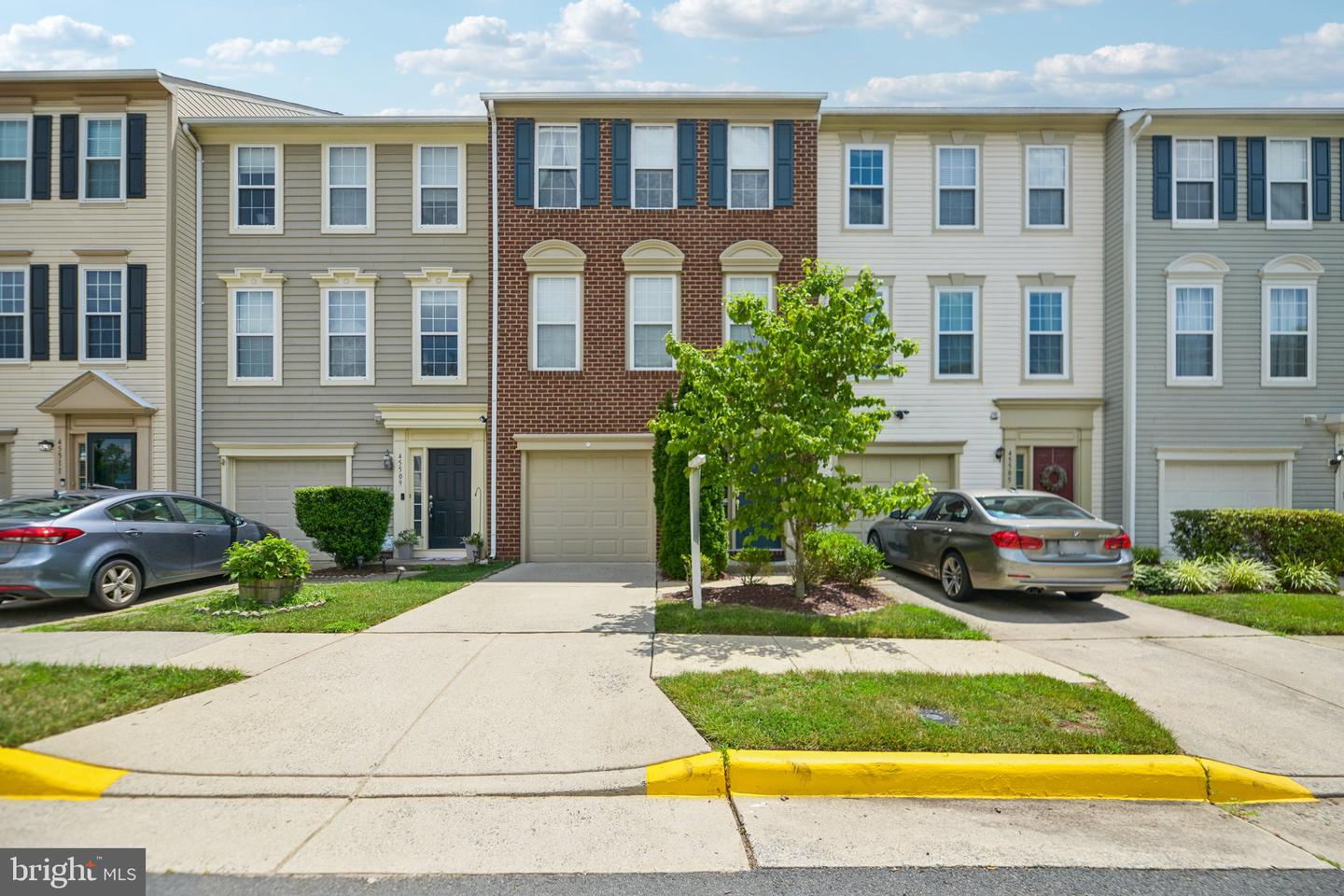 45507 TRAIL RUN TER, STERLING, Virginia 20164, 3 Bedrooms Bedrooms, ,2 BathroomsBathrooms,Residential,For sale,45507 TRAIL RUN TER,VALO2097666 MLS # VALO2097666