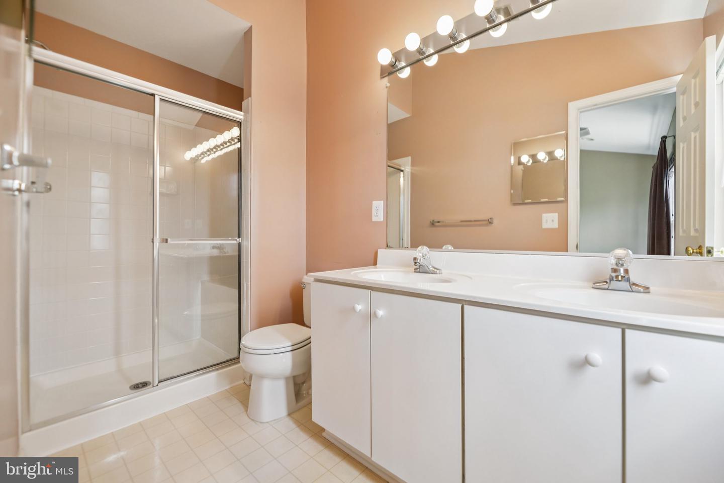 45507 TRAIL RUN TER, STERLING, Virginia 20164, 3 Bedrooms Bedrooms, ,2 BathroomsBathrooms,Residential,For sale,45507 TRAIL RUN TER,VALO2097666 MLS # VALO2097666
