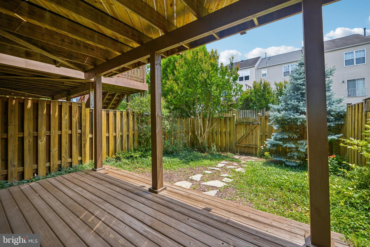 45507 TRAIL RUN TER, STERLING, Virginia 20164, 3 Bedrooms Bedrooms, ,2 BathroomsBathrooms,Residential,For sale,45507 TRAIL RUN TER,VALO2097666 MLS # VALO2097666
