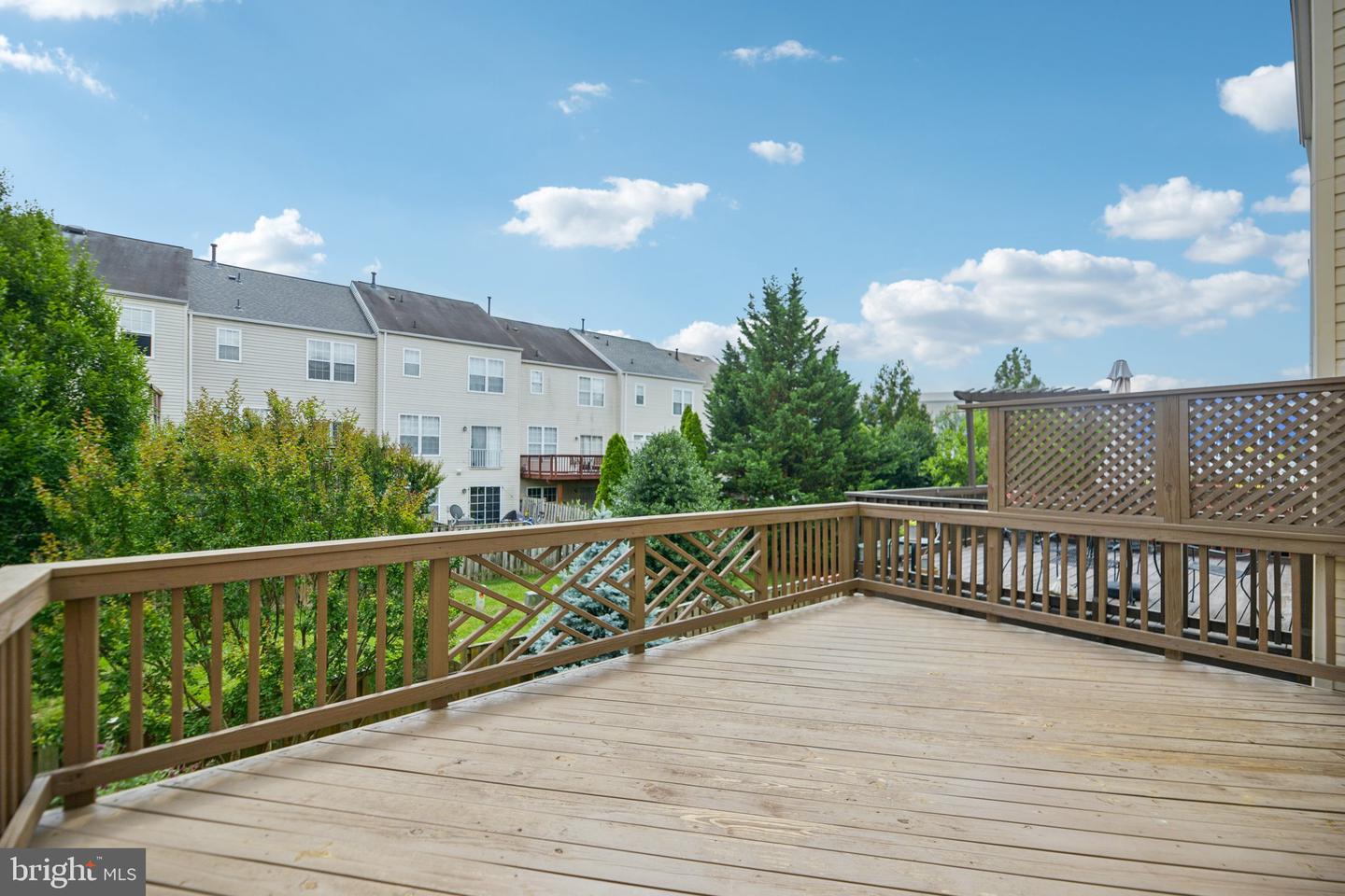 45507 TRAIL RUN TER, STERLING, Virginia 20164, 3 Bedrooms Bedrooms, ,2 BathroomsBathrooms,Residential,For sale,45507 TRAIL RUN TER,VALO2097666 MLS # VALO2097666