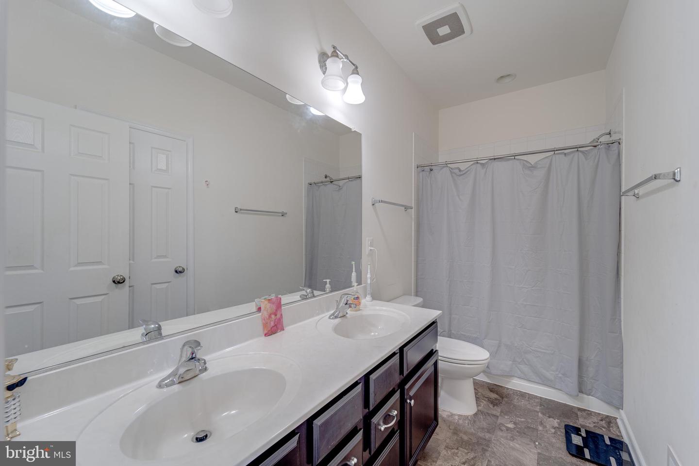122 THRESHER LN #22, STAFFORD, Virginia 22554, 4 Bedrooms Bedrooms, ,3 BathroomsBathrooms,Residential,For sale,122 THRESHER LN #22,VAST2039178 MLS # VAST2039178