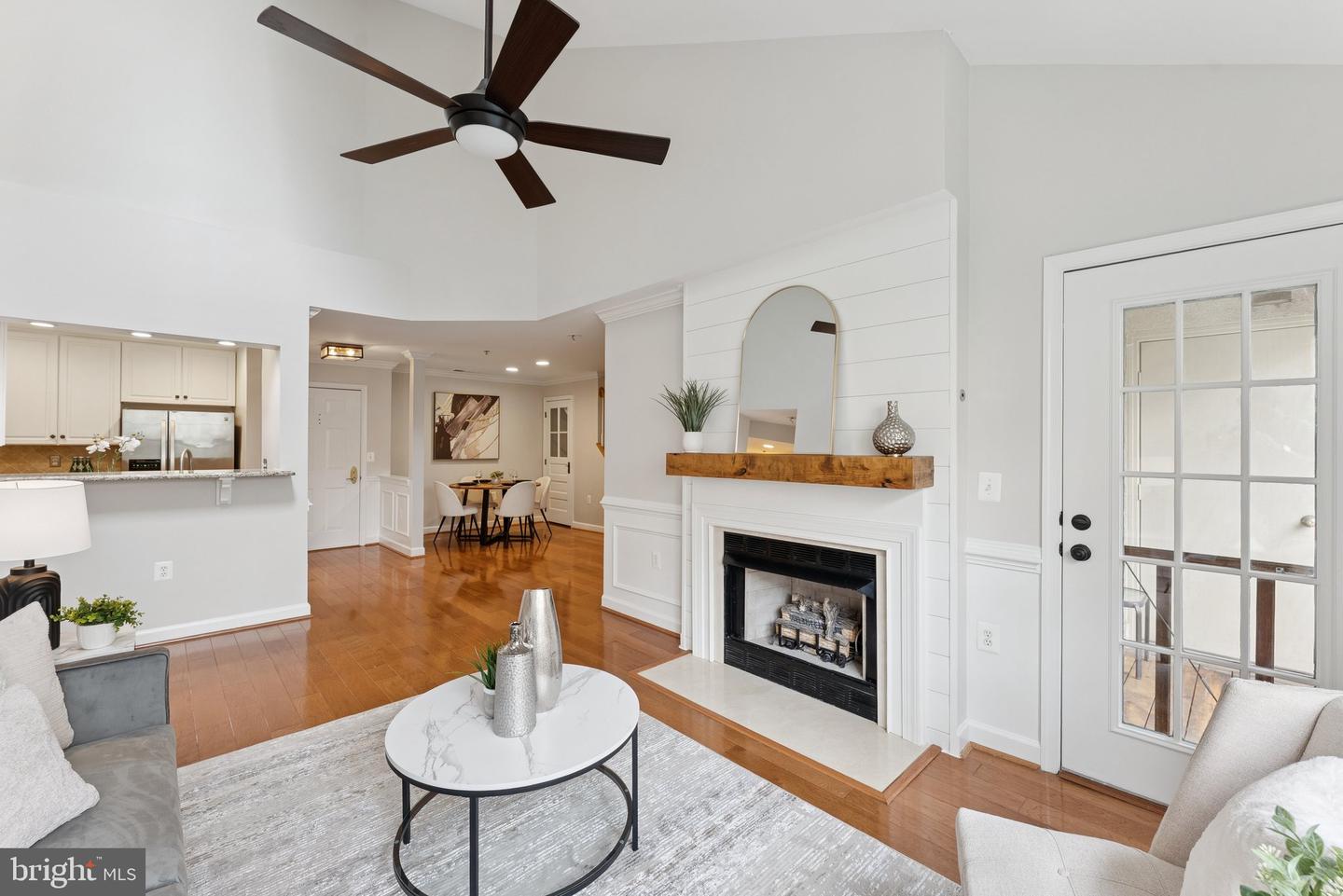 2330 14TH ST N #408, ARLINGTON, Virginia 22201, 3 Bedrooms Bedrooms, ,2 BathroomsBathrooms,Residential,For sale,2330 14TH ST N #408,VAAR2058282 MLS # VAAR2058282