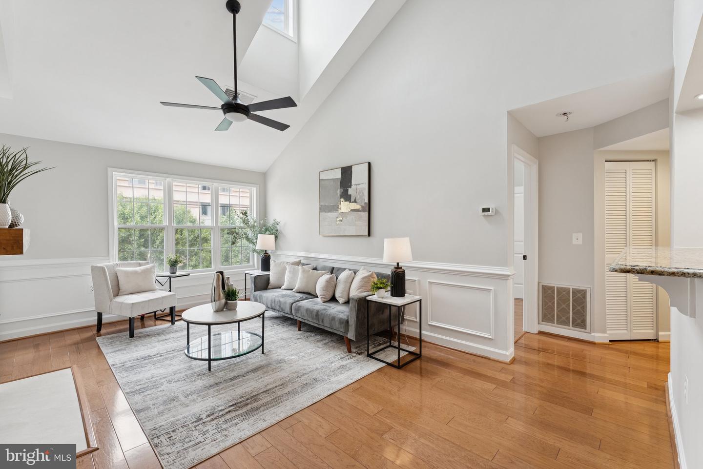 2330 14TH ST N #408, ARLINGTON, Virginia 22201, 3 Bedrooms Bedrooms, ,2 BathroomsBathrooms,Residential,For sale,2330 14TH ST N #408,VAAR2058282 MLS # VAAR2058282