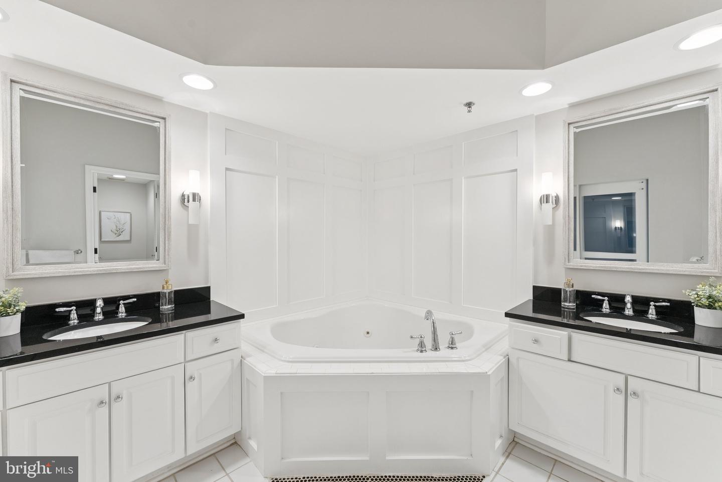 2330 14TH ST N #408, ARLINGTON, Virginia 22201, 3 Bedrooms Bedrooms, ,2 BathroomsBathrooms,Residential,For sale,2330 14TH ST N #408,VAAR2058282 MLS # VAAR2058282