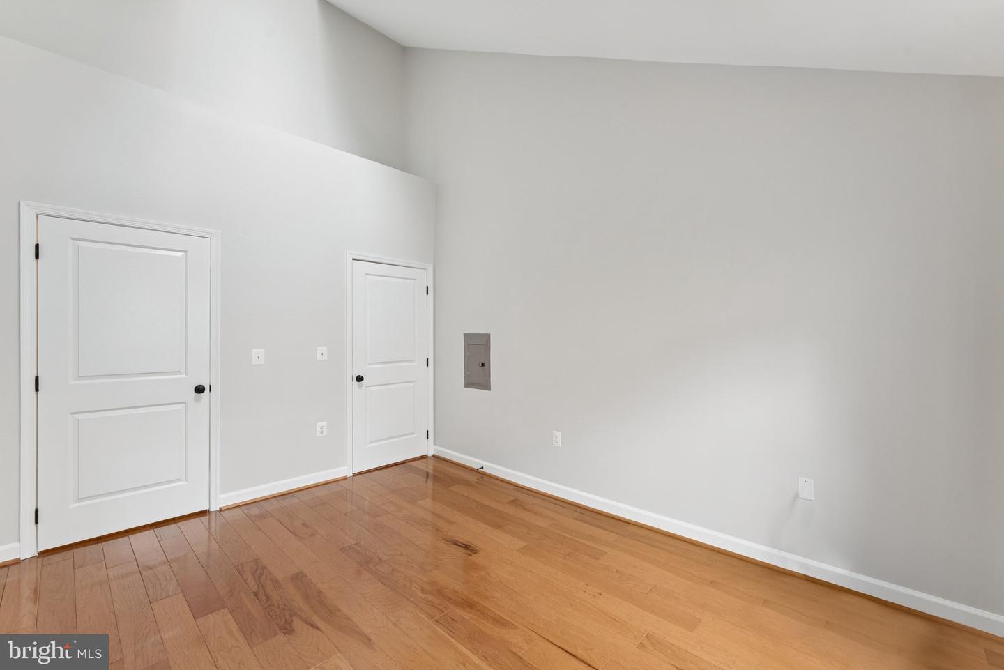 2330 14TH ST N #408, ARLINGTON, Virginia 22201, 3 Bedrooms Bedrooms, ,2 BathroomsBathrooms,Residential,For sale,2330 14TH ST N #408,VAAR2058282 MLS # VAAR2058282