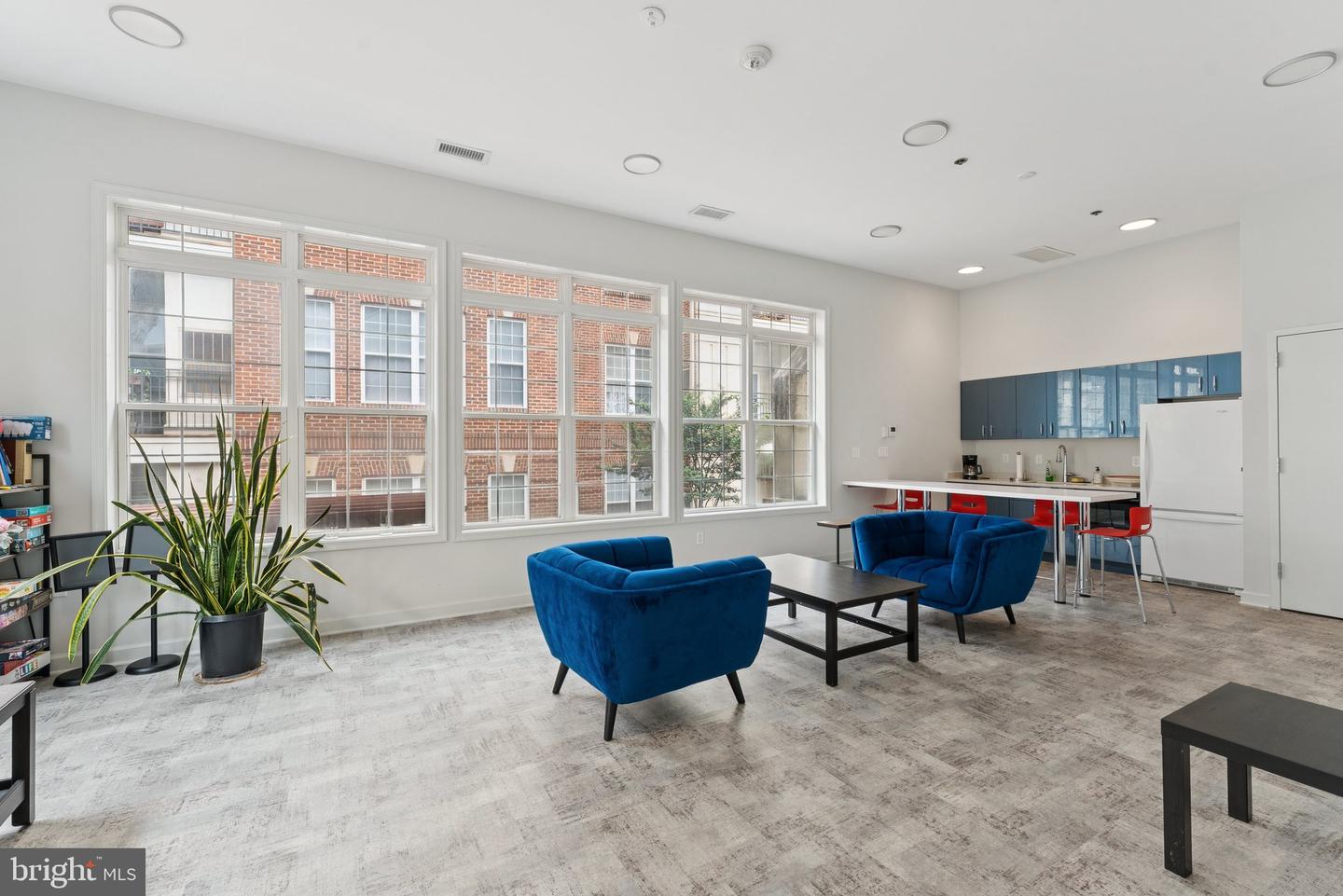 2330 14TH ST N #408, ARLINGTON, Virginia 22201, 3 Bedrooms Bedrooms, ,2 BathroomsBathrooms,Residential,For sale,2330 14TH ST N #408,VAAR2058282 MLS # VAAR2058282
