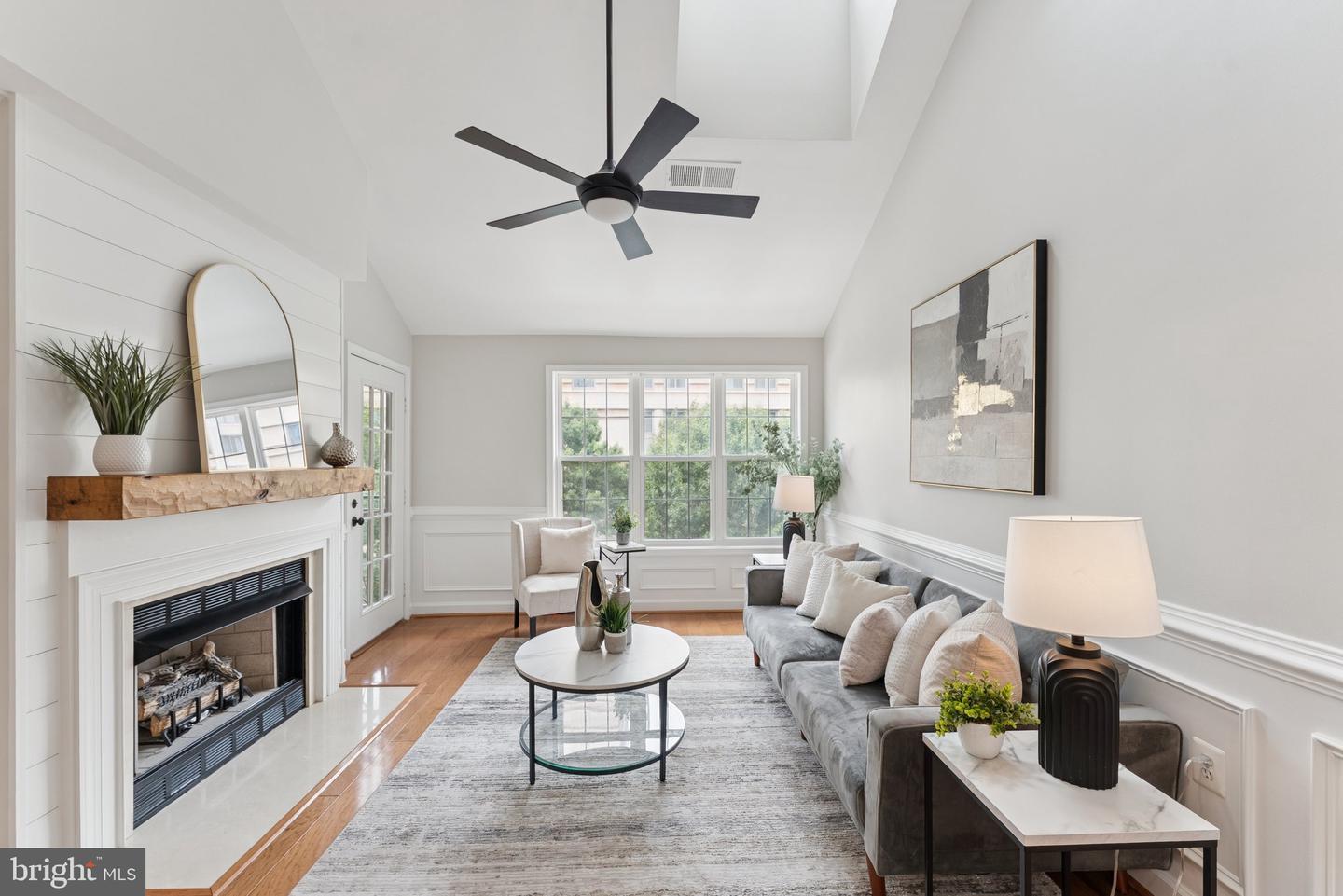 2330 14TH ST N #408, ARLINGTON, Virginia 22201, 3 Bedrooms Bedrooms, ,2 BathroomsBathrooms,Residential,For sale,2330 14TH ST N #408,VAAR2058282 MLS # VAAR2058282