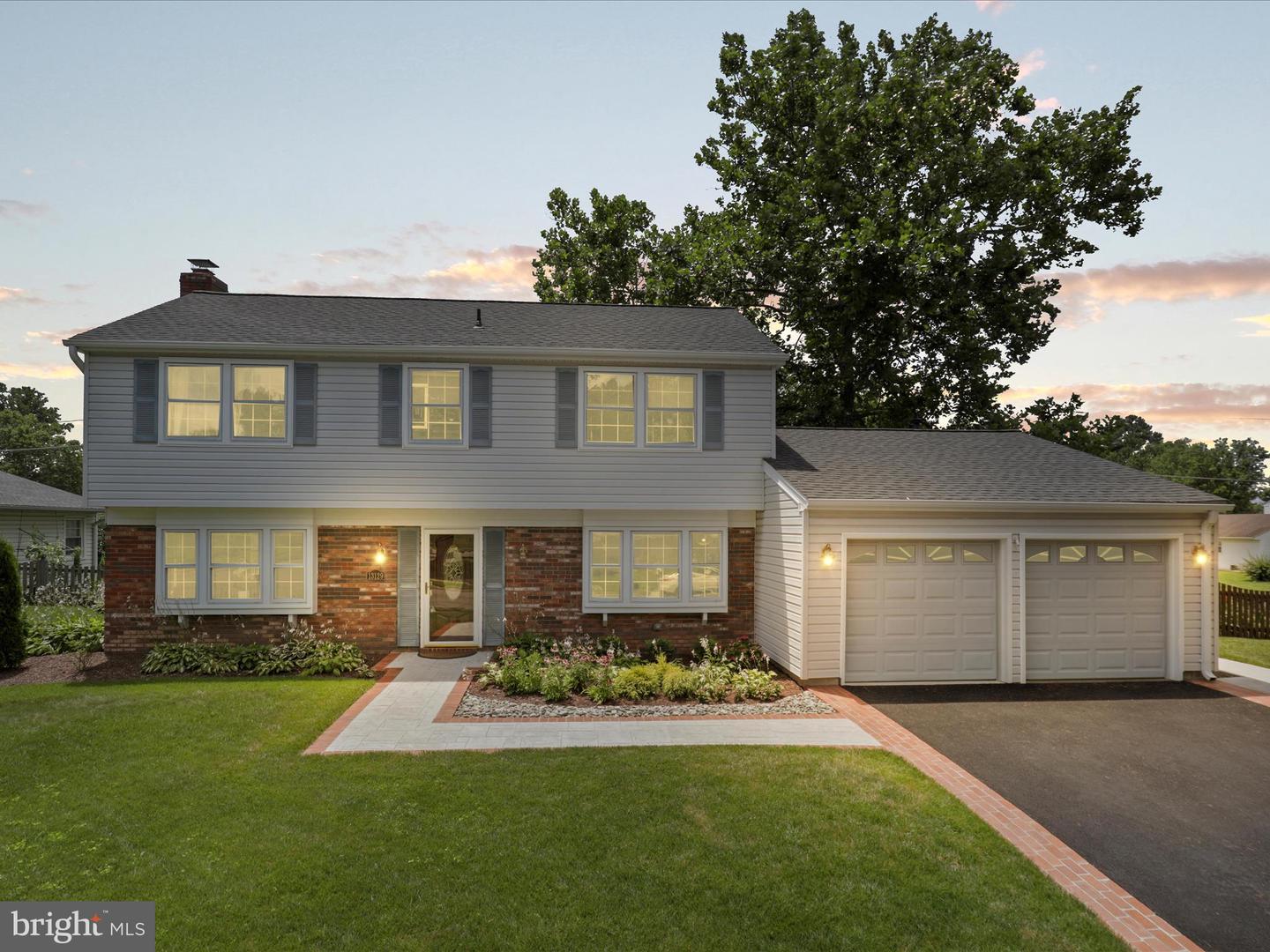 13129 PENNERVIEW LN, FAIRFAX, Virginia 22033, 4 Bedrooms Bedrooms, ,2 BathroomsBathrooms,Residential,For sale,13129 PENNERVIEW LN,VAFX2243716 MLS # VAFX2243716