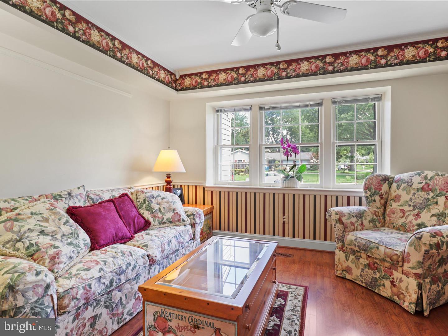 13129 PENNERVIEW LN, FAIRFAX, Virginia 22033, 4 Bedrooms Bedrooms, ,2 BathroomsBathrooms,Residential,For sale,13129 PENNERVIEW LN,VAFX2243716 MLS # VAFX2243716