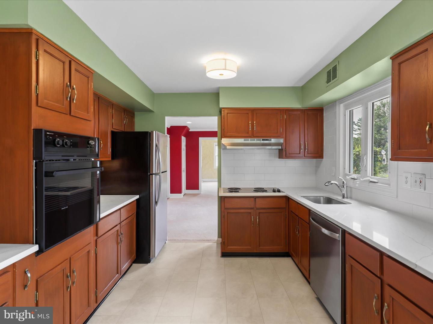 13129 PENNERVIEW LN, FAIRFAX, Virginia 22033, 4 Bedrooms Bedrooms, ,2 BathroomsBathrooms,Residential,For sale,13129 PENNERVIEW LN,VAFX2243716 MLS # VAFX2243716