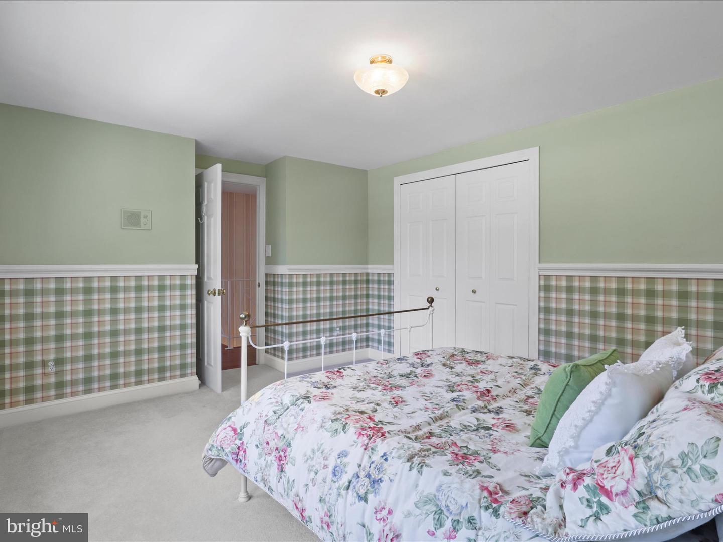13129 PENNERVIEW LN, FAIRFAX, Virginia 22033, 4 Bedrooms Bedrooms, ,2 BathroomsBathrooms,Residential,For sale,13129 PENNERVIEW LN,VAFX2243716 MLS # VAFX2243716