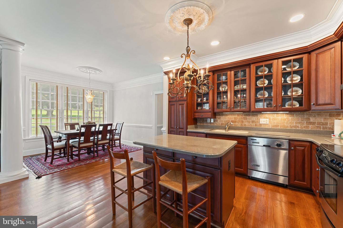 7054 LAKEVIEW DR, WARRENTON, Virginia 20187, 3 Bedrooms Bedrooms, ,2 BathroomsBathrooms,Residential,For sale,7054 LAKEVIEW DR,VAFQ2016824 MLS # VAFQ2016824