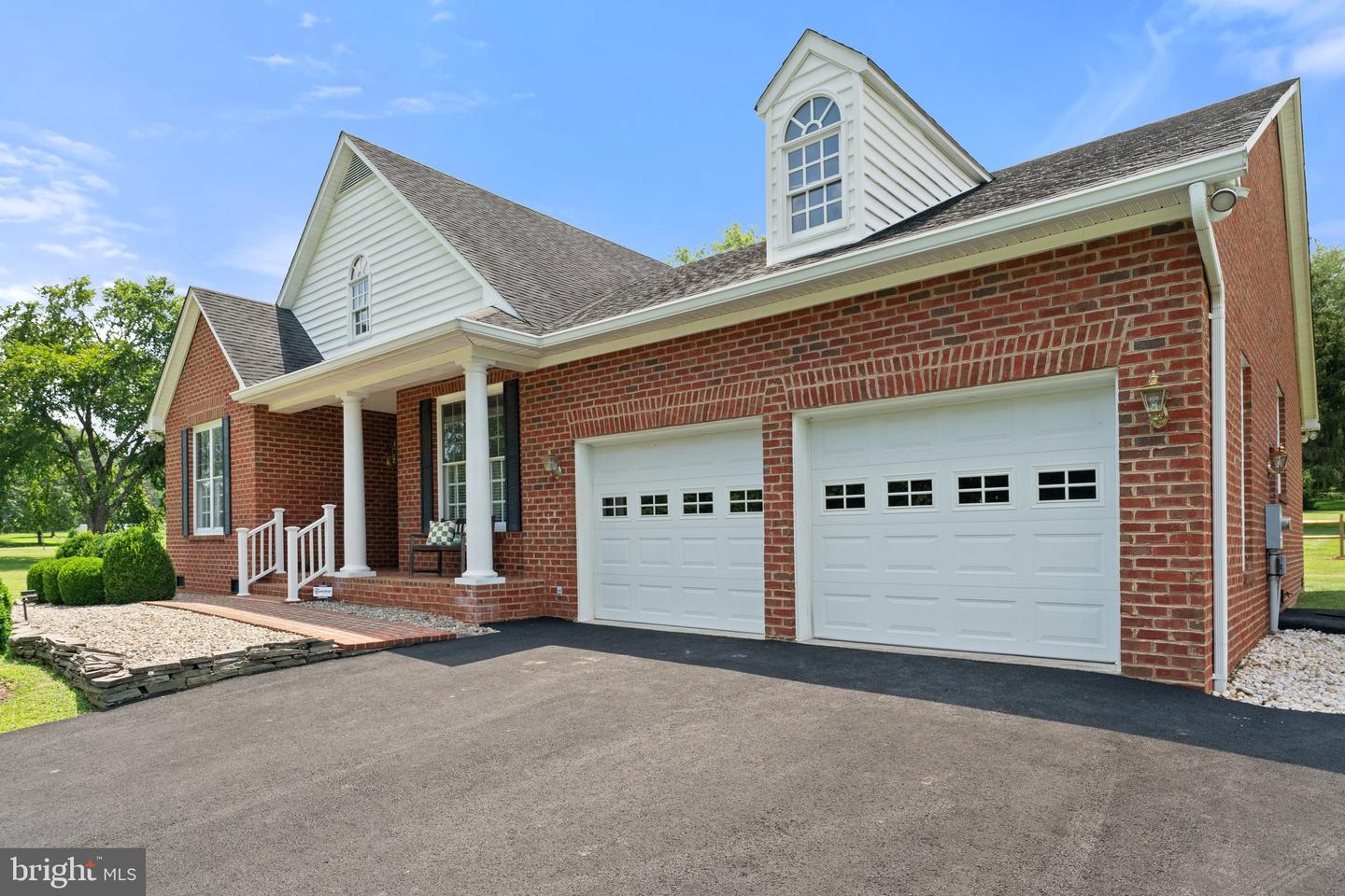7054 LAKEVIEW DR, WARRENTON, Virginia 20187, 3 Bedrooms Bedrooms, ,2 BathroomsBathrooms,Residential,For sale,7054 LAKEVIEW DR,VAFQ2016824 MLS # VAFQ2016824