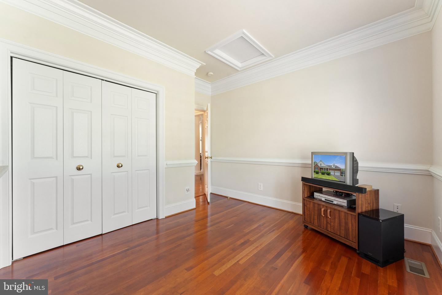 7054 LAKEVIEW DR, WARRENTON, Virginia 20187, 3 Bedrooms Bedrooms, ,2 BathroomsBathrooms,Residential,For sale,7054 LAKEVIEW DR,VAFQ2016824 MLS # VAFQ2016824