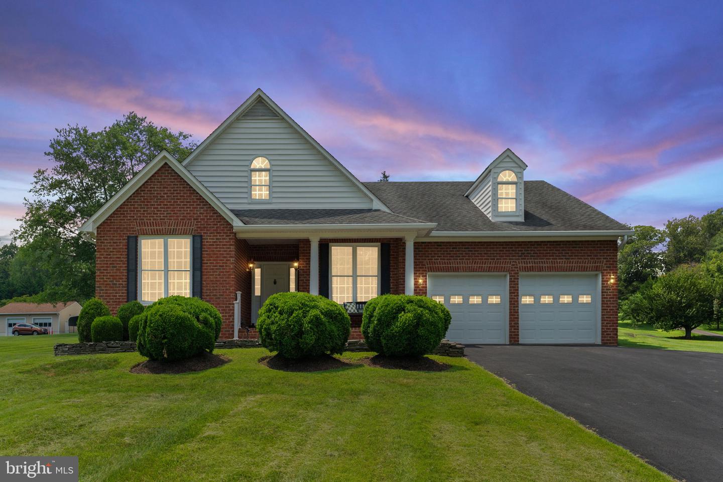 7054 LAKEVIEW DR, WARRENTON, Virginia 20187, 3 Bedrooms Bedrooms, ,2 BathroomsBathrooms,Residential,For sale,7054 LAKEVIEW DR,VAFQ2016824 MLS # VAFQ2016824