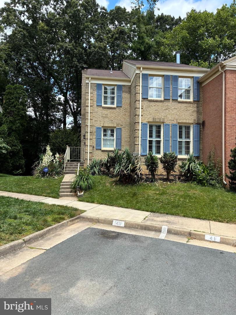 5431 PLYMOUTH MEADOWS CT, FAIRFAX, Virginia 22032, 4 Bedrooms Bedrooms, ,3 BathroomsBathrooms,Residential,For sale,5431 PLYMOUTH MEADOWS CT,VAFX2244064 MLS # VAFX2244064
