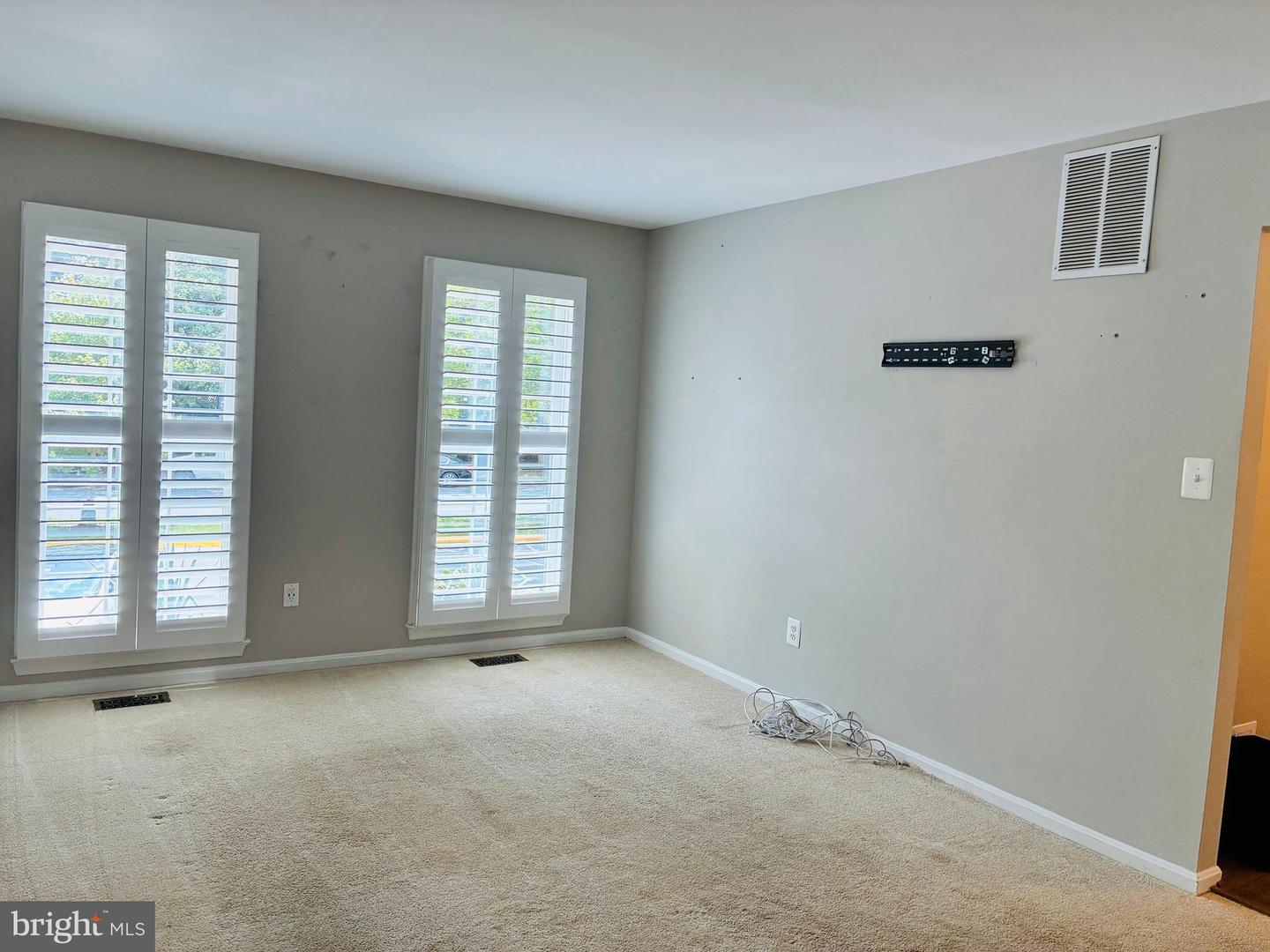 5431 PLYMOUTH MEADOWS CT, FAIRFAX, Virginia 22032, 4 Bedrooms Bedrooms, ,3 BathroomsBathrooms,Residential,For sale,5431 PLYMOUTH MEADOWS CT,VAFX2244064 MLS # VAFX2244064
