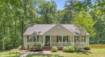 8 RIVERSIDE DR, PALMYRA, Virginia 22963, 4 Bedrooms Bedrooms, ,3 BathroomsBathrooms,Residential,8 RIVERSIDE DR,666758 MLS # 666758