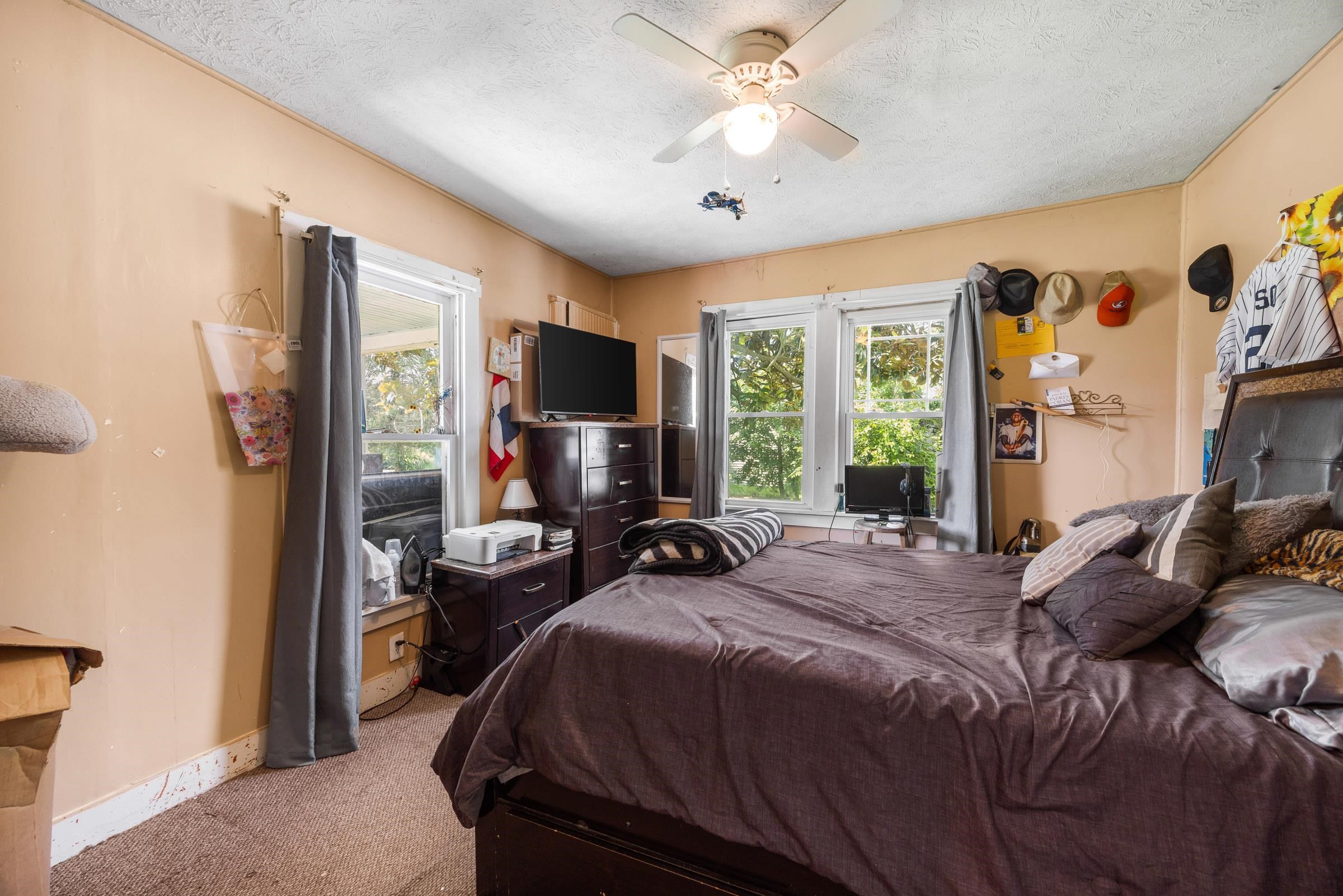 263 SECOND AVE, MOUNT JACKSON, Virginia 22842, 3 Bedrooms Bedrooms, ,2 BathroomsBathrooms,Residential,263 SECOND AVE,666762 MLS # 666762