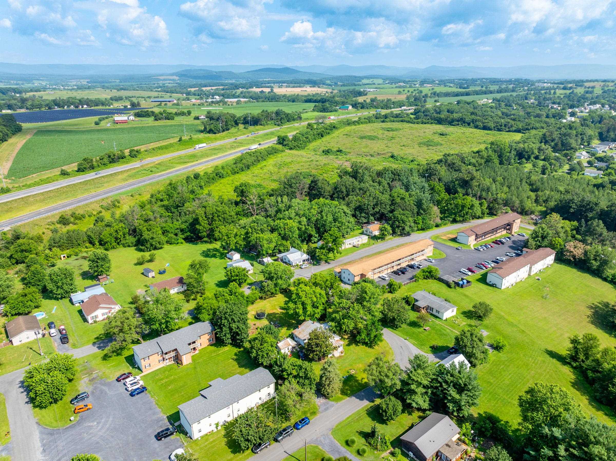 263 SECOND AVE, MOUNT JACKSON, Virginia 22842, 3 Bedrooms Bedrooms, ,2 BathroomsBathrooms,Residential,263 SECOND AVE,666762 MLS # 666762