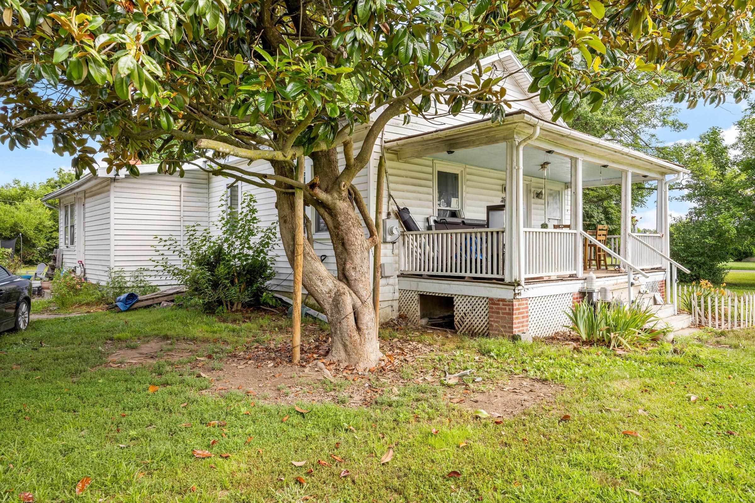 263 SECOND AVE, MOUNT JACKSON, Virginia 22842, 3 Bedrooms Bedrooms, ,2 BathroomsBathrooms,Residential,263 SECOND AVE,666762 MLS # 666762