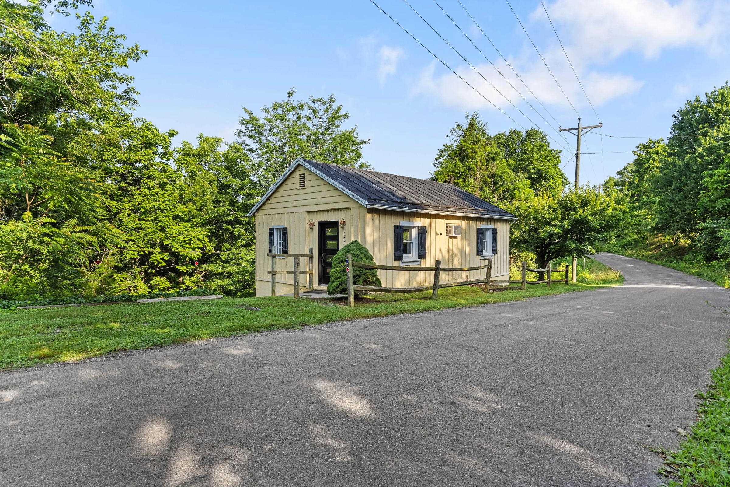 493 UNION FORGE CHURCH RD, EDINBURG, Virginia 22824, 2 Bedrooms Bedrooms, ,1 BathroomBathrooms,Residential,493 UNION FORGE CHURCH RD,666763 MLS # 666763