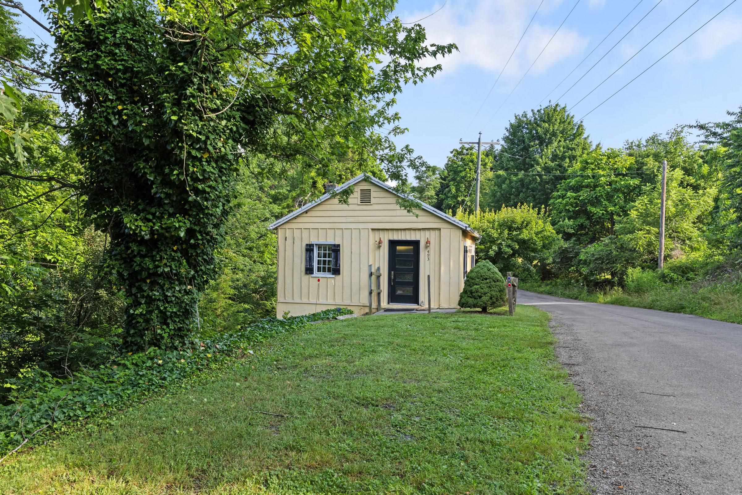 493 UNION FORGE CHURCH RD, EDINBURG, Virginia 22824, 2 Bedrooms Bedrooms, ,1 BathroomBathrooms,Residential,493 UNION FORGE CHURCH RD,666763 MLS # 666763