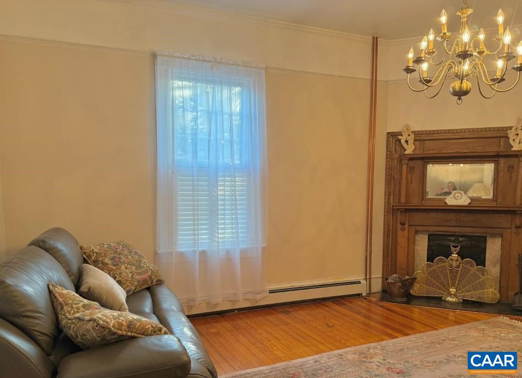 805 LONGWOOD AVE, BEDFORD, Virginia 24523, 4 Bedrooms Bedrooms, ,3 BathroomsBathrooms,Residential,805 LONGWOOD AVE,666764 MLS # 666764