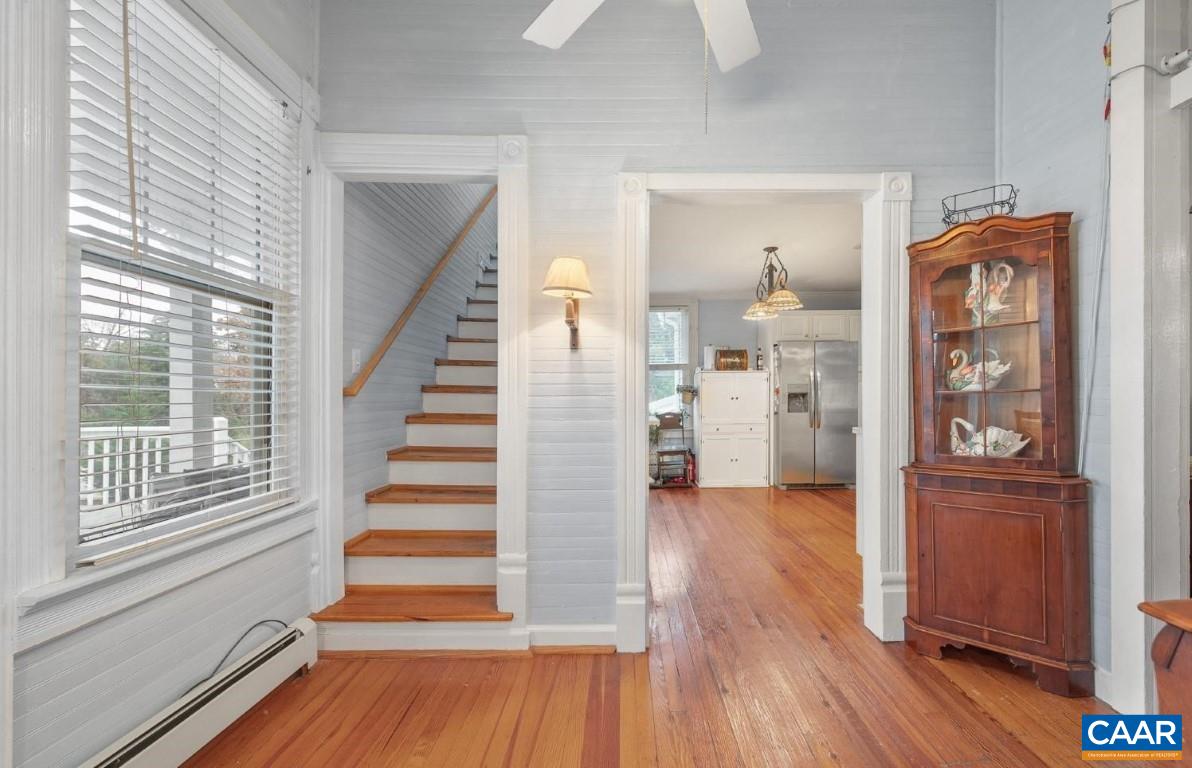 805 LONGWOOD AVE, BEDFORD, Virginia 24523, 4 Bedrooms Bedrooms, ,3 BathroomsBathrooms,Residential,805 LONGWOOD AVE,666764 MLS # 666764