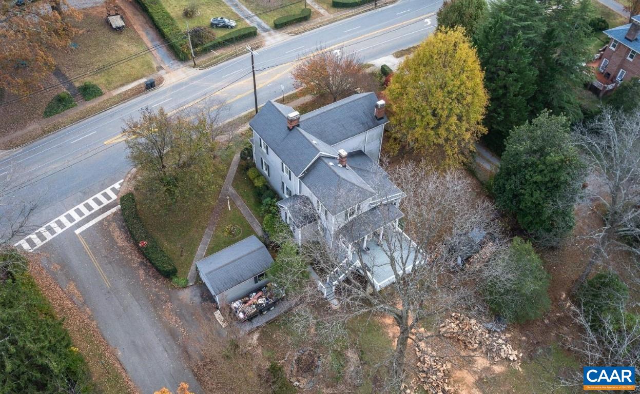 805 LONGWOOD AVE, BEDFORD, Virginia 24523, 4 Bedrooms Bedrooms, ,3 BathroomsBathrooms,Residential,805 LONGWOOD AVE,666764 MLS # 666764