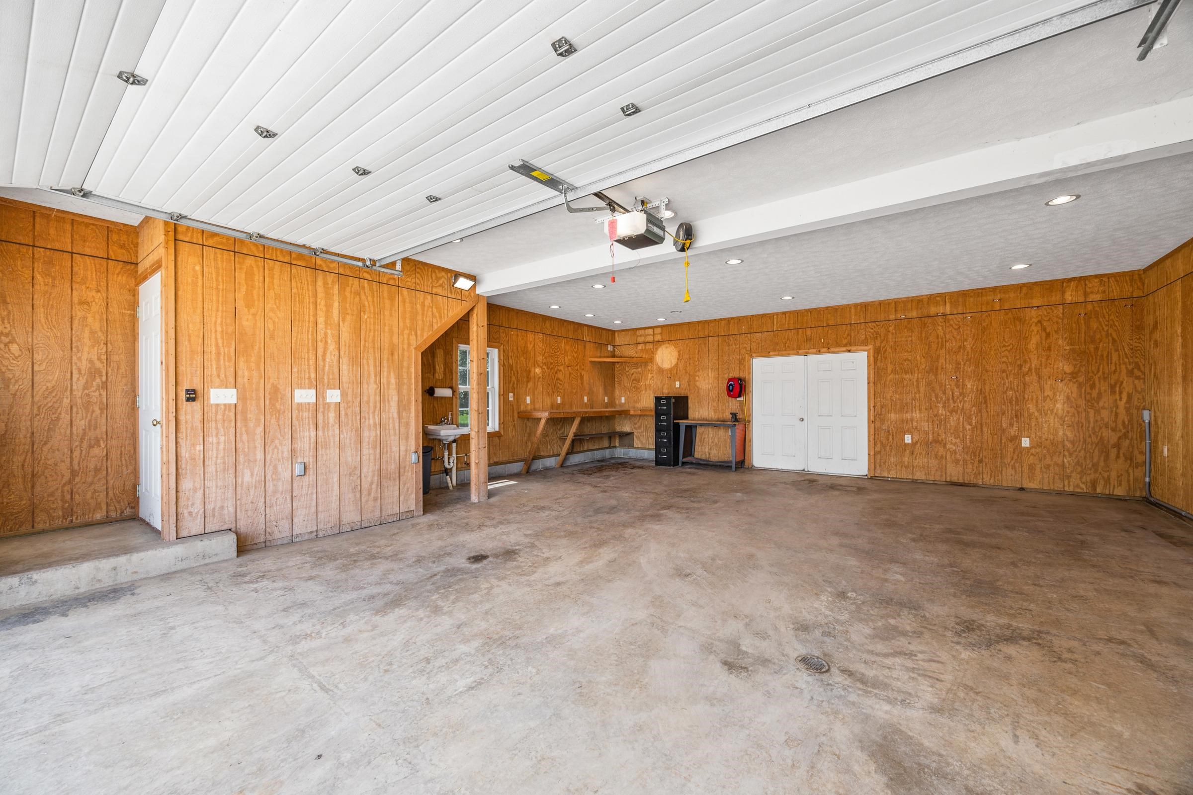336 HOLLINGSWORTH RD, WOODSTOCK, Virginia 22664, 4 Bedrooms Bedrooms, ,2 BathroomsBathrooms,Residential,336 HOLLINGSWORTH RD,666765 MLS # 666765