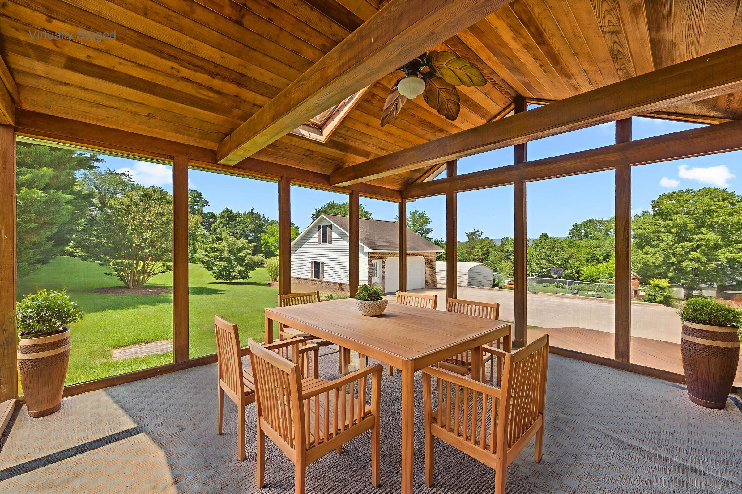 336 HOLLINGSWORTH RD, WOODSTOCK, Virginia 22664, 4 Bedrooms Bedrooms, ,2 BathroomsBathrooms,Residential,336 HOLLINGSWORTH RD,666765 MLS # 666765