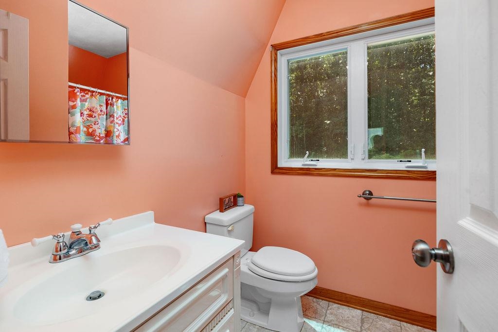 18 BROADHEAD SCHOOL RD, GREENVILLE, Virginia 24440, 4 Bedrooms Bedrooms, ,3 BathroomsBathrooms,Residential,18 BROADHEAD SCHOOL RD,666768 MLS # 666768