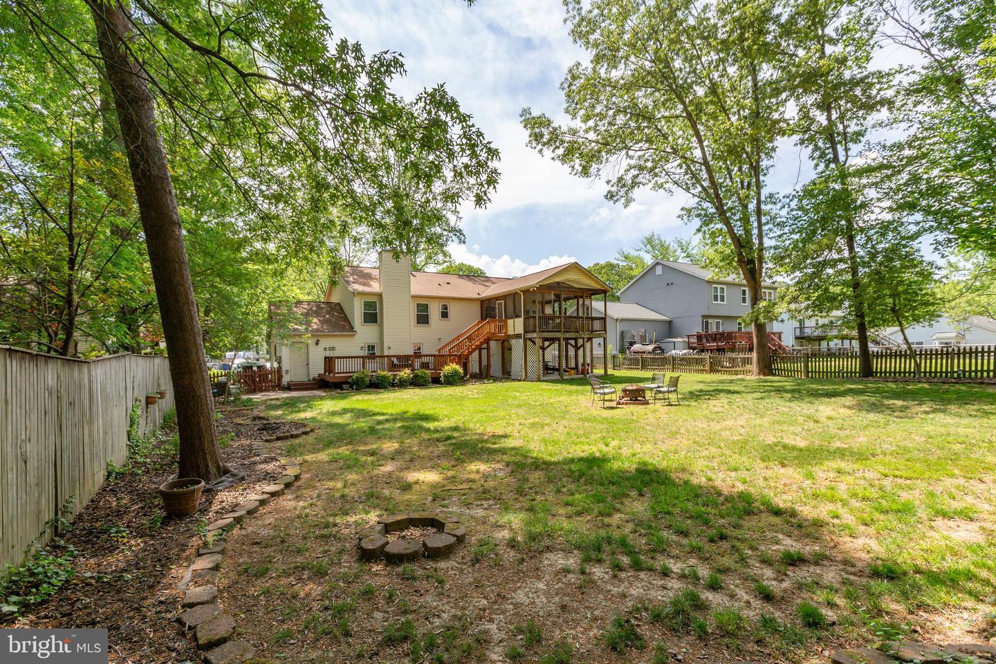 64 BRIARWOOD DR, FREDERICKSBURG, Virginia 22405, 3 Bedrooms Bedrooms, ,3 BathroomsBathrooms,Residential,For sale,64 BRIARWOOD DR,VAST2039306 MLS # VAST2039306