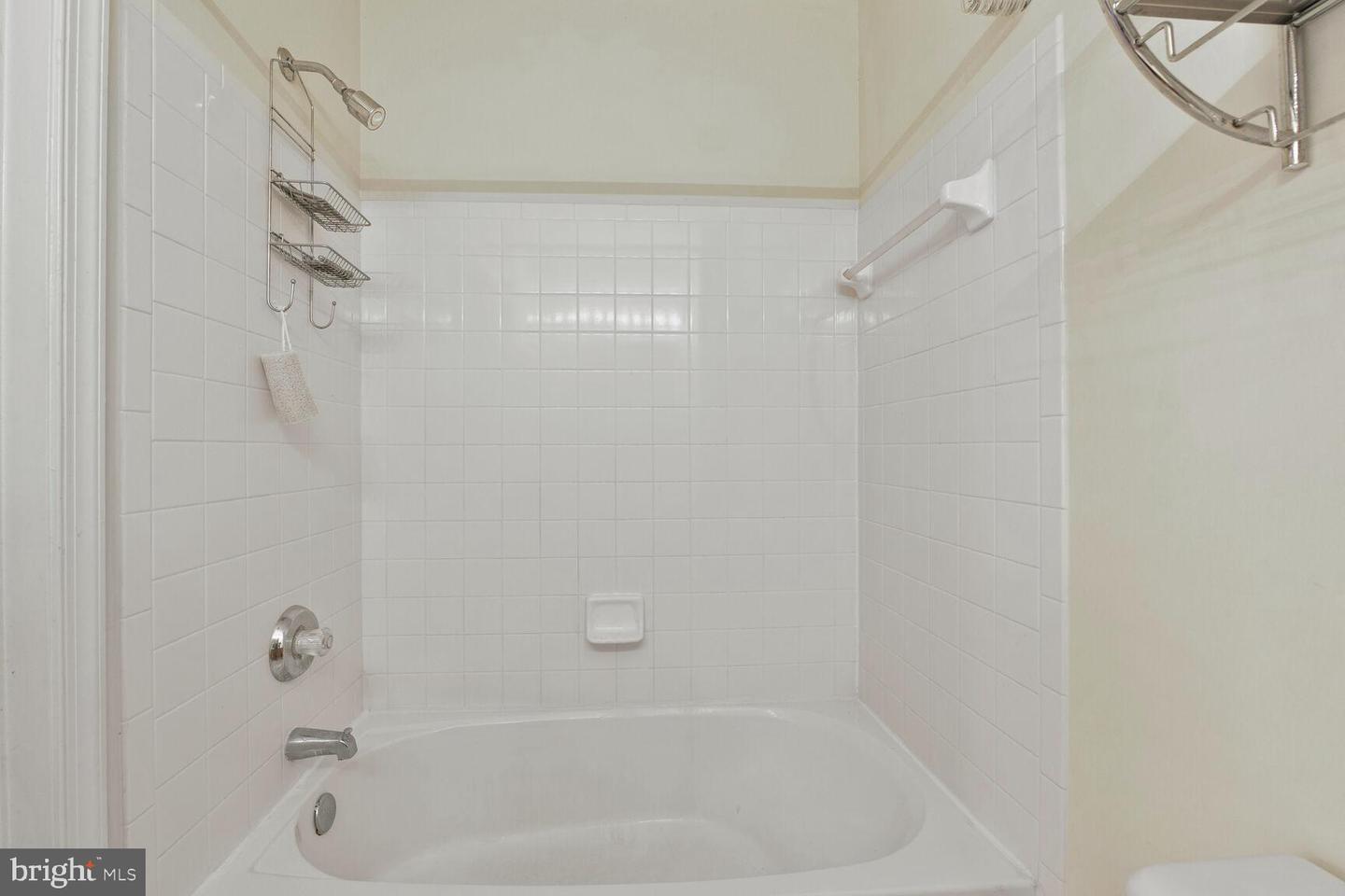 46367 PRYOR SQ #84, STERLING, Virginia 20165, 2 Bedrooms Bedrooms, ,2 BathroomsBathrooms,Residential,For sale,46367 PRYOR SQ #84,VALO2098366 MLS # VALO2098366