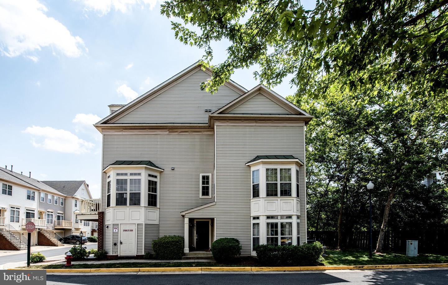 46367 PRYOR SQ #84, STERLING, Virginia 20165, 2 Bedrooms Bedrooms, ,2 BathroomsBathrooms,Residential,For sale,46367 PRYOR SQ #84,VALO2098366 MLS # VALO2098366