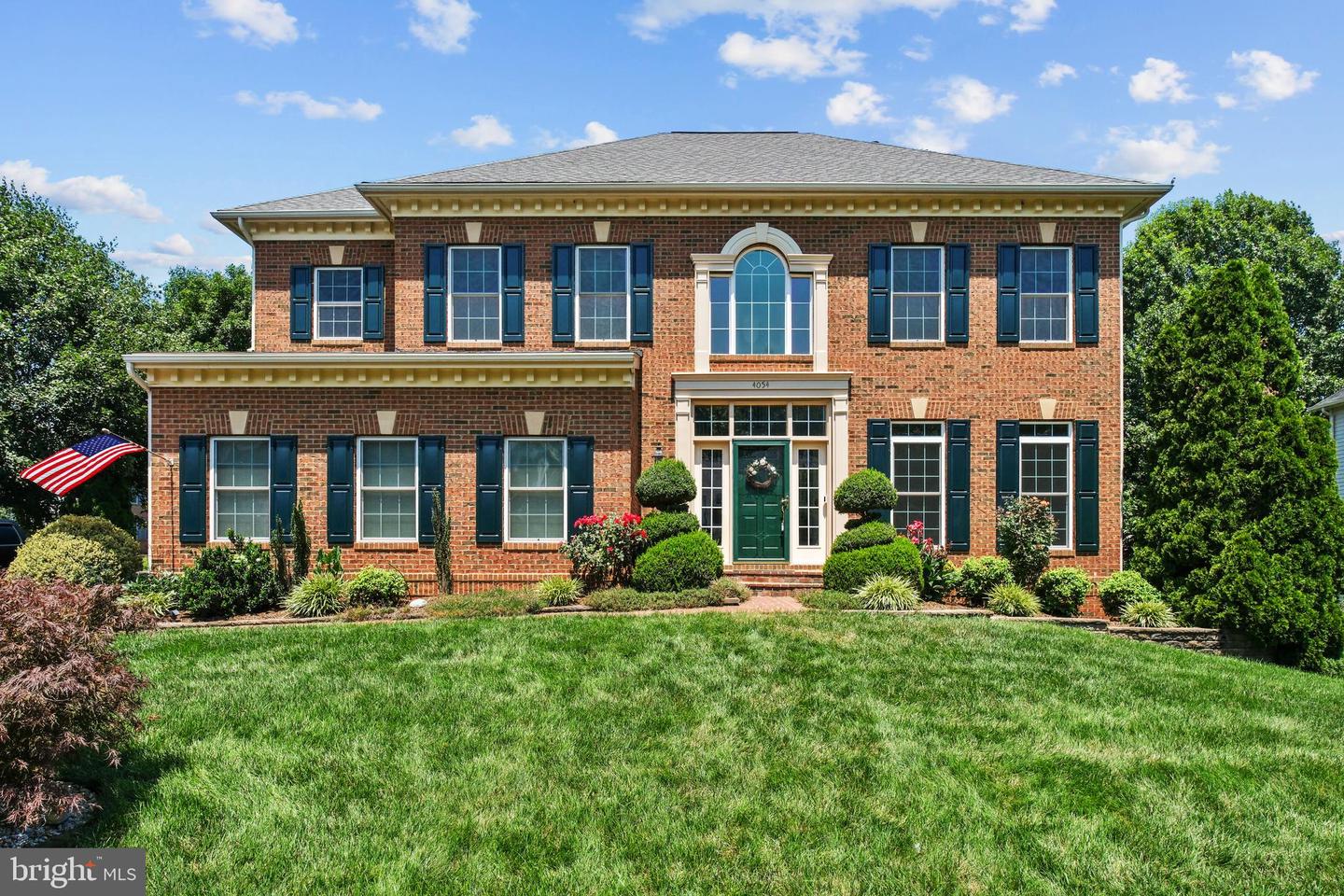 4054 SAPLING WAY, TRIANGLE, Virginia 22172, 4 Bedrooms Bedrooms, ,3 BathroomsBathrooms,Residential,For sale,4054 SAPLING WAY,VAPW2095968 MLS # VAPW2095968