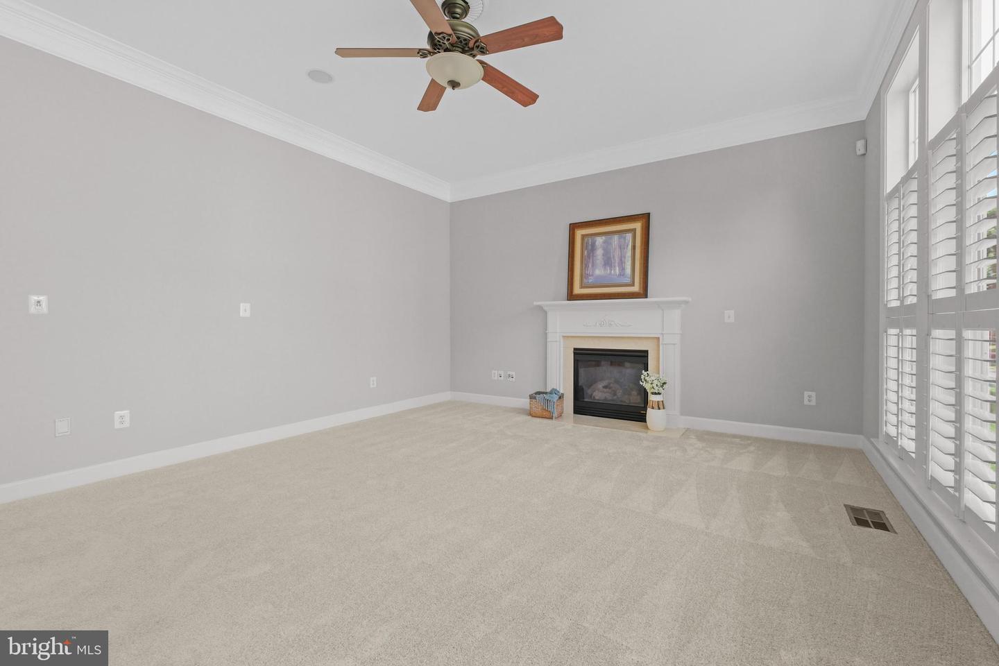 4054 SAPLING WAY, TRIANGLE, Virginia 22172, 4 Bedrooms Bedrooms, ,3 BathroomsBathrooms,Residential,For sale,4054 SAPLING WAY,VAPW2095968 MLS # VAPW2095968
