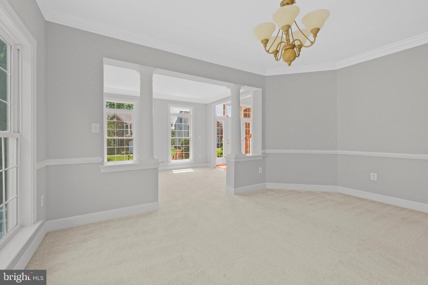 4054 SAPLING WAY, TRIANGLE, Virginia 22172, 4 Bedrooms Bedrooms, ,3 BathroomsBathrooms,Residential,For sale,4054 SAPLING WAY,VAPW2095968 MLS # VAPW2095968