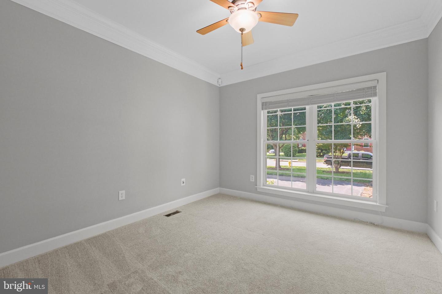 4054 SAPLING WAY, TRIANGLE, Virginia 22172, 4 Bedrooms Bedrooms, ,3 BathroomsBathrooms,Residential,For sale,4054 SAPLING WAY,VAPW2095968 MLS # VAPW2095968