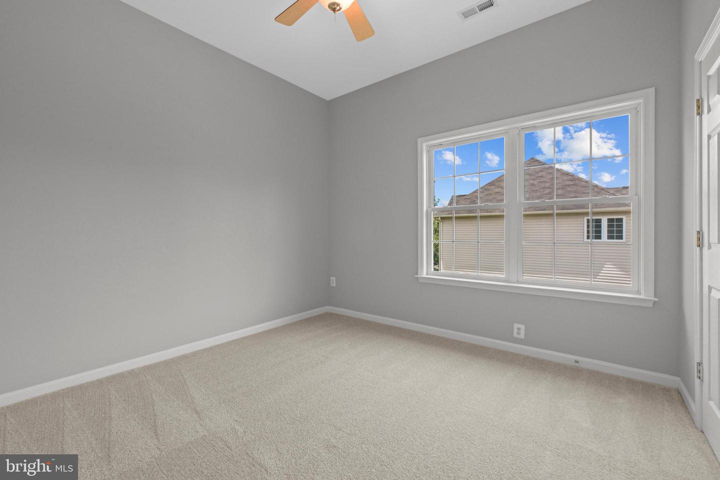 4054 SAPLING WAY, TRIANGLE, Virginia 22172, 4 Bedrooms Bedrooms, ,3 BathroomsBathrooms,Residential,For sale,4054 SAPLING WAY,VAPW2095968 MLS # VAPW2095968