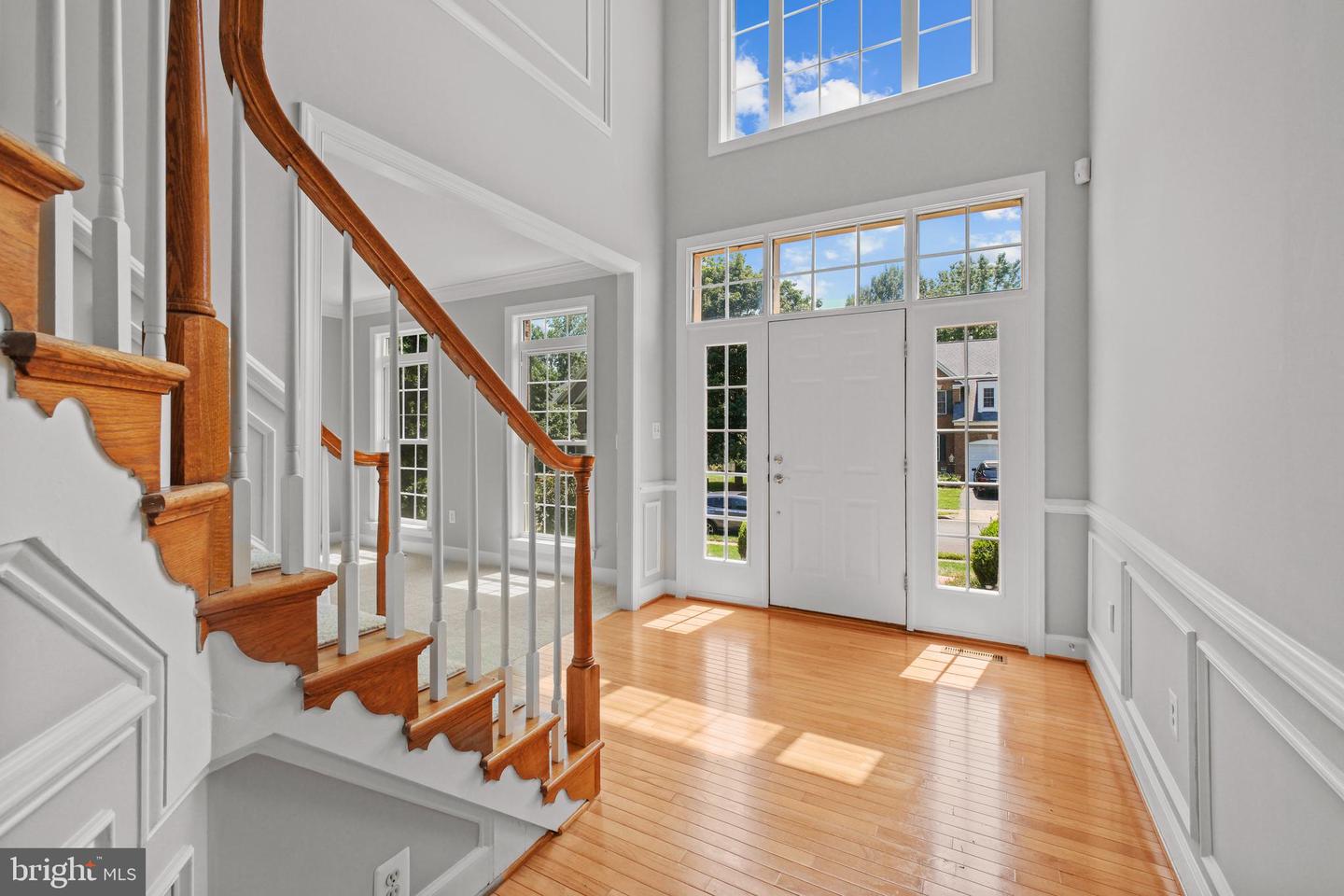 4054 SAPLING WAY, TRIANGLE, Virginia 22172, 4 Bedrooms Bedrooms, ,3 BathroomsBathrooms,Residential,For sale,4054 SAPLING WAY,VAPW2095968 MLS # VAPW2095968