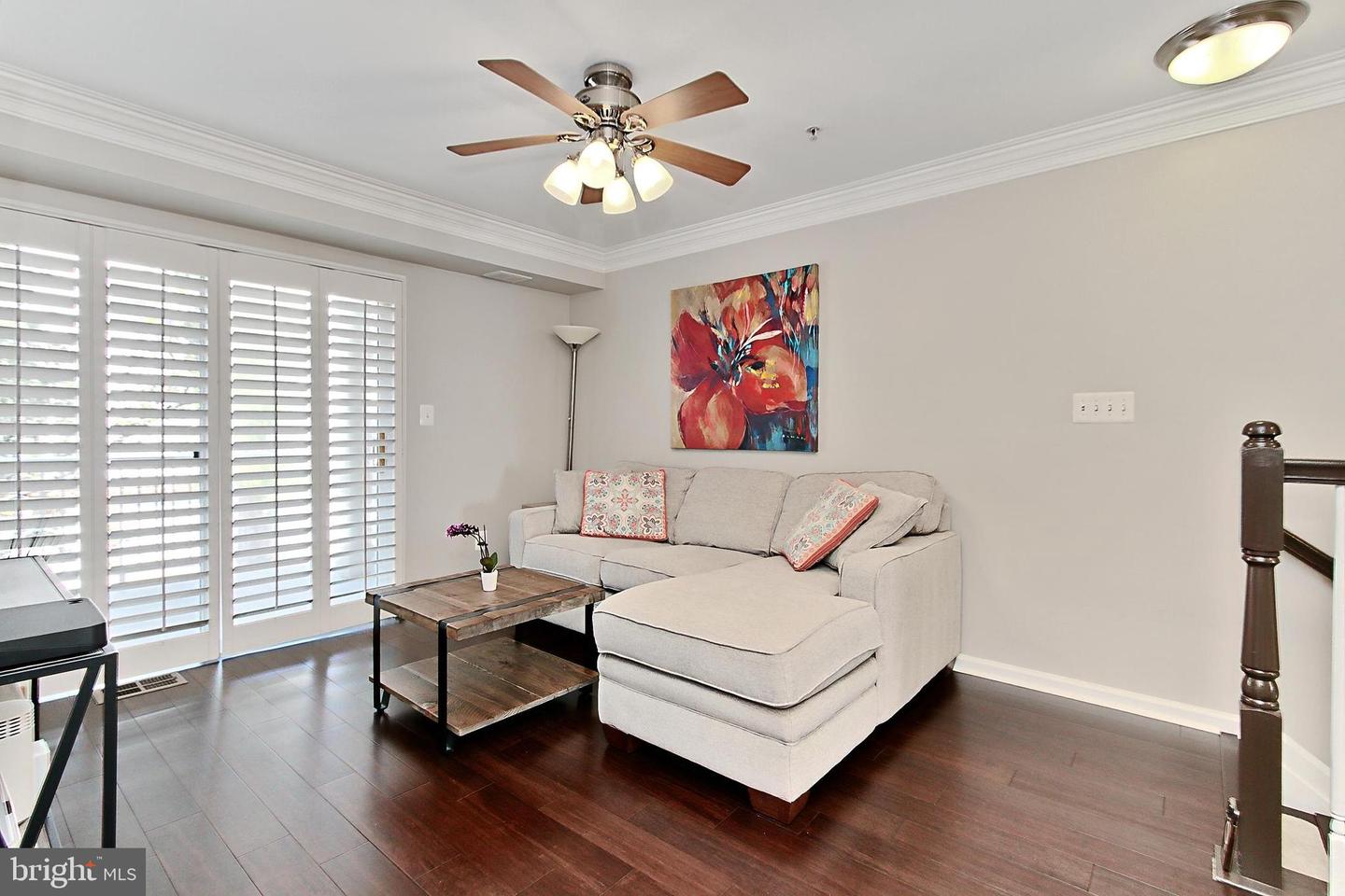 4463A BEACON GROVE CIR #702A, FAIRFAX, Virginia 22033, 2 Bedrooms Bedrooms, ,2 BathroomsBathrooms,Residential,For sale,4463A BEACON GROVE CIR #702A,VAFX2244646 MLS # VAFX2244646