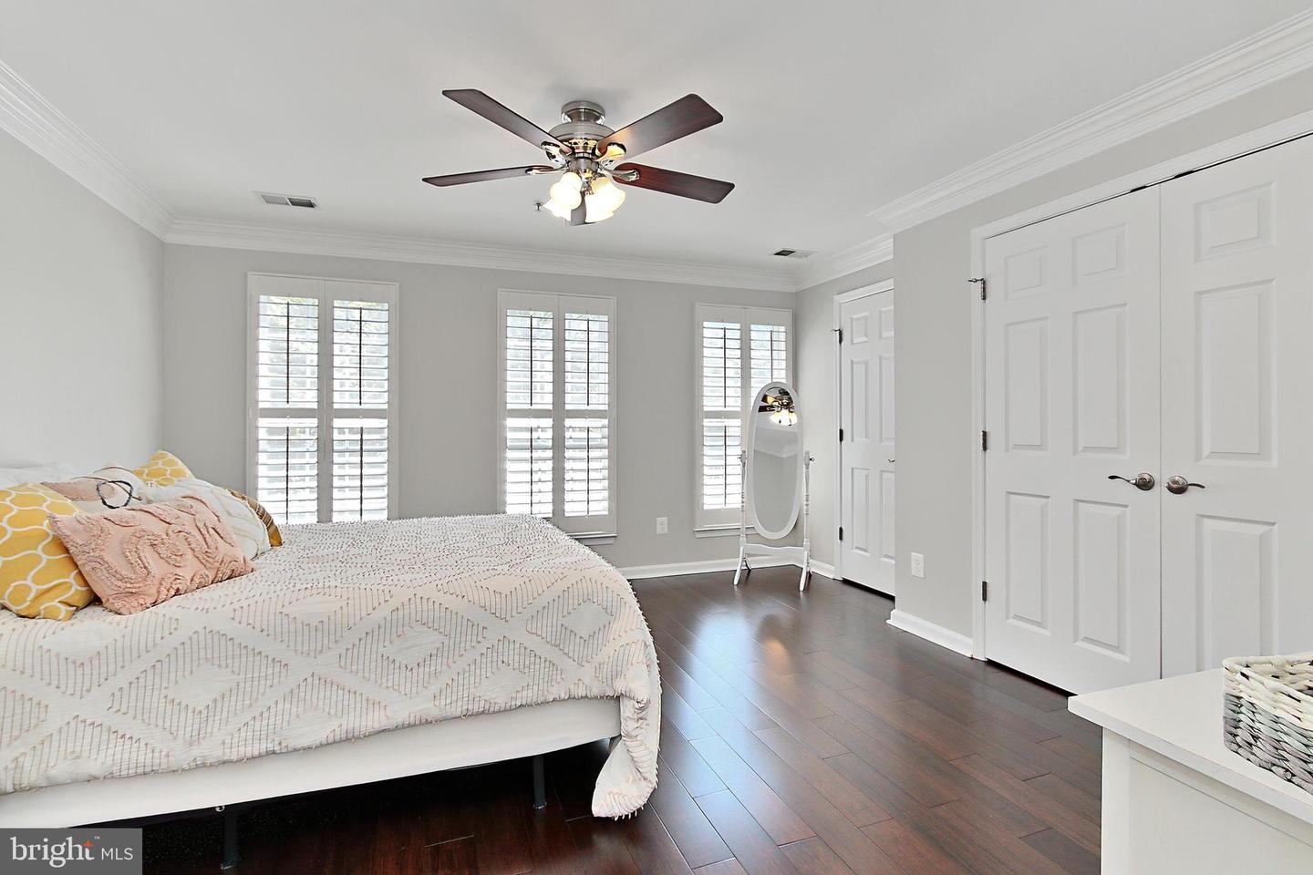 4463A BEACON GROVE CIR #702A, FAIRFAX, Virginia 22033, 2 Bedrooms Bedrooms, ,2 BathroomsBathrooms,Residential,For sale,4463A BEACON GROVE CIR #702A,VAFX2244646 MLS # VAFX2244646